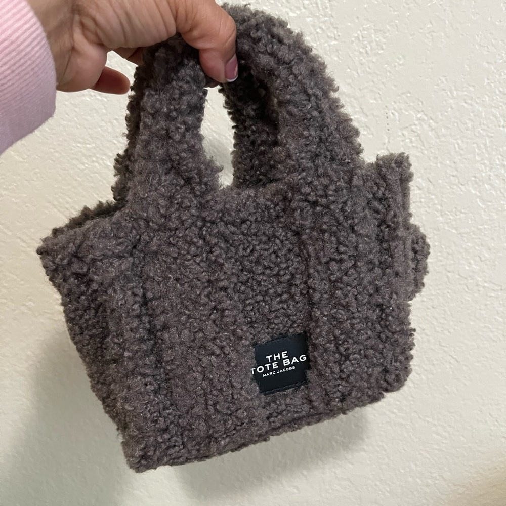 Micro teddy tote bag